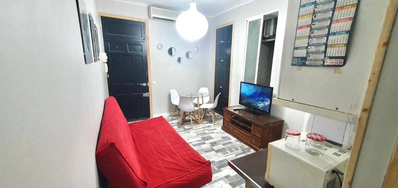 Centro / Ferrocarril 3 Apartment Madrid Bagian luar foto